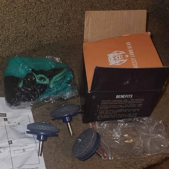 Lawn Mower Blade Sharpener Drill Attachment Kit w/ Free Blade Balancer & More - Picture 8 of 8